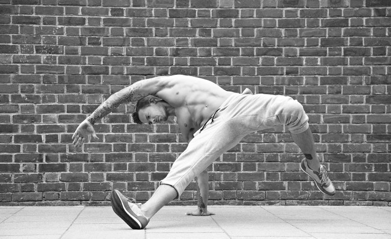 Mouvement de rotation et d’équilibre en Animal Flow à Aix-en-Provence